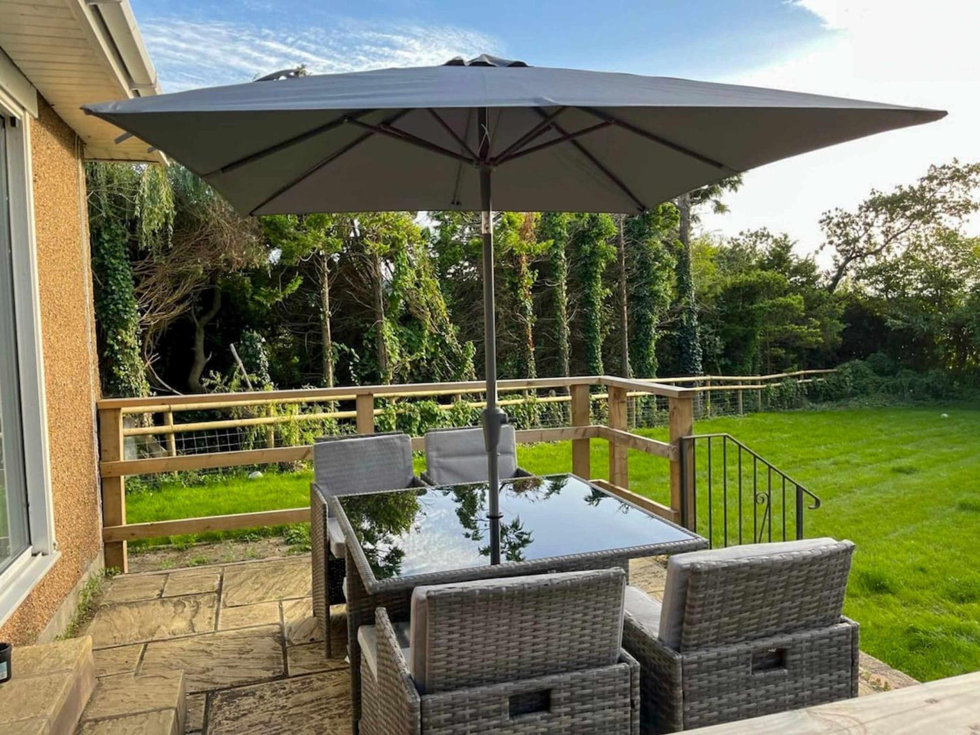 The Lockett Wonderful Large Bungalow Plympton, Plymouth Free Parking By Staystaycations Екстериор снимка